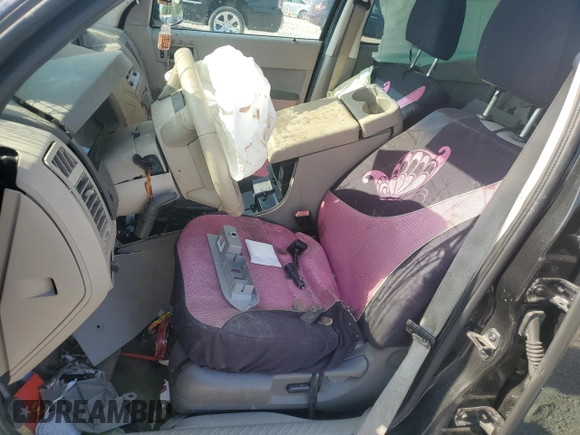 2011 Ford Escape XLT with VIN 1FMCU9D72BKB58470, listed as a Copart auction lot 63605455 with Not provided miles and Salvage title. Bid and sale history available at DreamBid. Image 7.