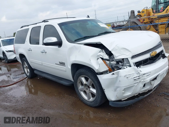 2014 Chevrolet Suburban LT with VIN 1GNSCJE04ER107836, listed as a IAAI auction lot 41698679 with 106,139 mi miles. Bid and sale history available at carsss.com. Image 1.