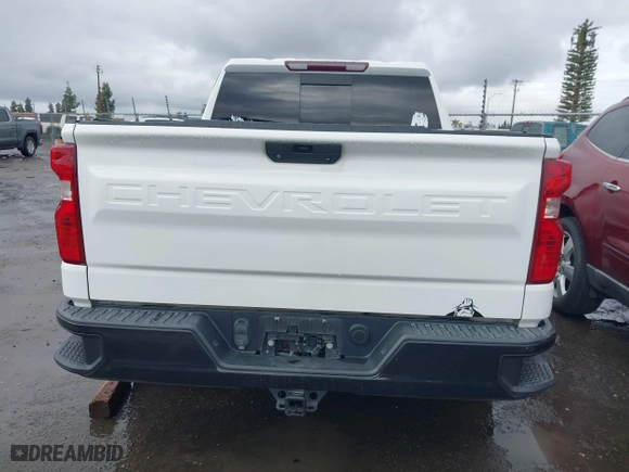 2019 Chevrolet Silverado 1500 LT with VIN 3GCUYDED3KG118071, listed as a IAAI auction lot 41566722 with 157,525 mi miles. Bid and sale history available at carsss.com. Image 16.