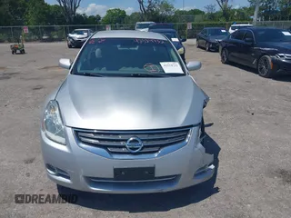 2011 Nissan Altima S z VIN 1N4AL2AP3BN510714, wystawiony jako IAAI lot #42324732 z przebiegiem 95 382 mil mil oraz . Historia ofert i sprzedaży dostępna na DreamBid. Obrazek 12.