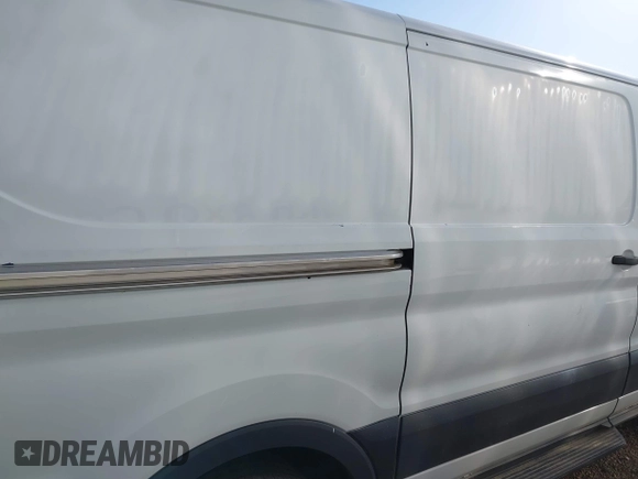 2015 Ford Transit Cargo with VIN 1FTNE1YMXFKB19773, listed as a IAAI auction lot 41700374 with 501,881 mi miles. Bid and sale history available at carsss.com. Image 13.