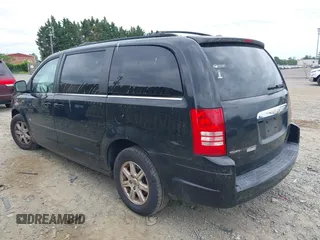 2008 Chrysler Town & Country Touring with VIN 2A8HR54P48R730548, listed as a IAAI auction lot 42252552 with 170,299 mi miles and . Bid and sale history available at DreamBid. Image 3.