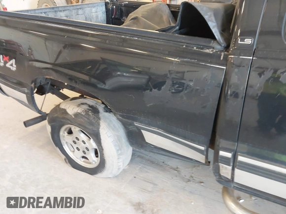 1999 Chevrolet Silverado 1500 LT with VIN 1GCEK19T1XE163661, listed as a IAAI auction lot 42128649 with Not Provided miles and . Bid and sale history available at DreamBid. Image 6.