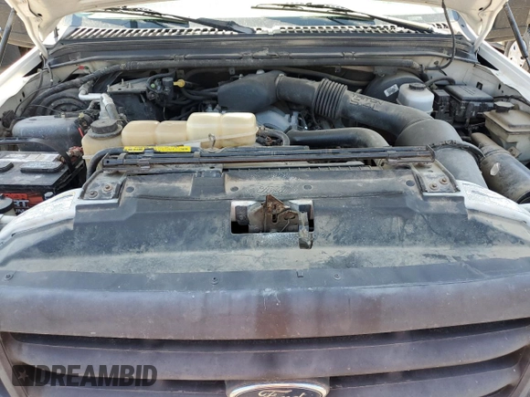 1999 Ford F-250 XL with VIN 1FTNF21L2XEE17853, listed as a Copart auction lot 58869285 with 140,220 mi miles and Clean title. Bid and sale history available at DreamBid. Image 11.