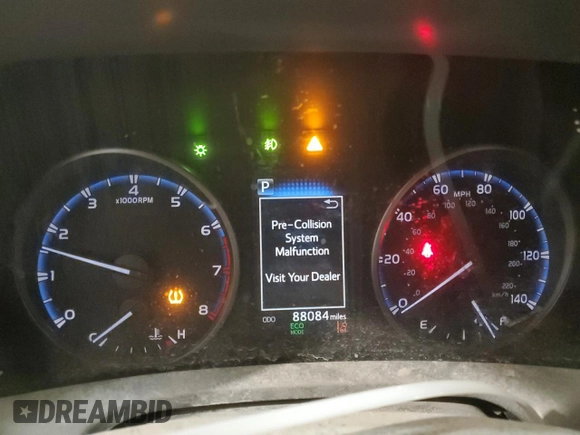 2018 Toyota RAV4 XLE with VIN 2T3RFREV7JW790330, listed as a Copart auction lot 49632845 with 88,084 mi miles and Salvage Title. Bid and sale history available at DreamBid. Image 9.