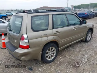 2008 Subaru Forester X with VIN JF1SG65638H727270, listed as a IAAI auction lot 42423038 with 157,157 mi miles and . Bid and sale history available at DreamBid. Image 4.