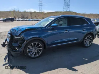 2020 Lincoln Nautilus Reserve z VIN 2LMPJ8KP9LBL03799, wystawiony jako Copart lot #54227305 z przebiegiem 45 969 mil mil oraz Szkoda całkowita • Salvage title. Historia ofert i sprzedaży dostępna na DreamBid. Obrazek 1.