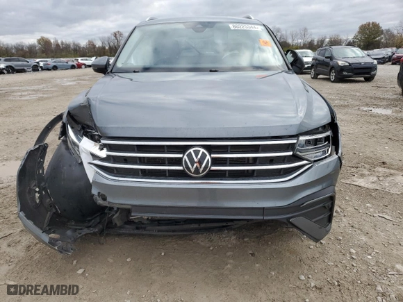 2023 Volkswagen Tiguan SE with VIN 3VV2B7AX2PM053394, listed as a Copart auction lot 80225344 with NaN miles and Salvage Title. Bid and sale history available at carsss.com. Image 5.