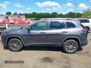 2019 Jeep Cherokee Latitude Plus с VIN 1C4PJMLB6KD355718, выставлен на аукционе IAAI как лот 42209813 с пробегом 101 773 миль миль и . История ставок и продаж доступна на DreamBid. Изображение 14.