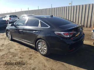 2016 Hyundai Sonata Hybrid SE with VIN KMHE24L14GA040741, listed as a Copart auction lot 73765833 with 80,146 mi miles. Bid and sale history available at carsss.com. Image 2.