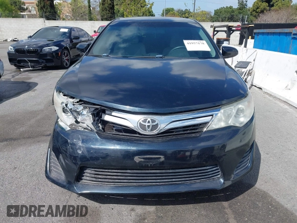 2013 Toyota Camry L with VIN 4T1BF1FK4DU278402, listed as a IAAI auction lot 41957178 with 70,541 mi miles. Bid and sale history available at carsss.com. Image 13.