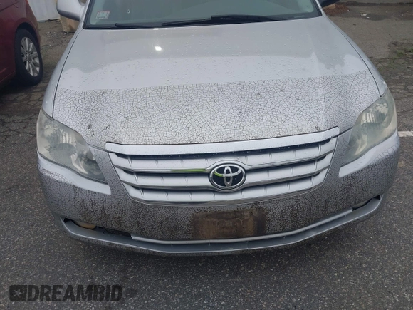 2006 Toyota Avalon XL with VIN 4T1BK36B26U063255, listed as a IAAI auction lot 42191701 with 91,860 mi miles and . Bid and sale history available at carsss.com. Image 6.