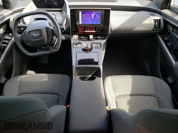 2024 Subaru Solterra Premium с VIN JTMABABAXRA065987, выставлен на аукционе Copart как лот 54017135 с пробегом 2 781 миль миль и Списание • Salvage title. История ставок и продаж доступна на DreamBid. Изображение 8.