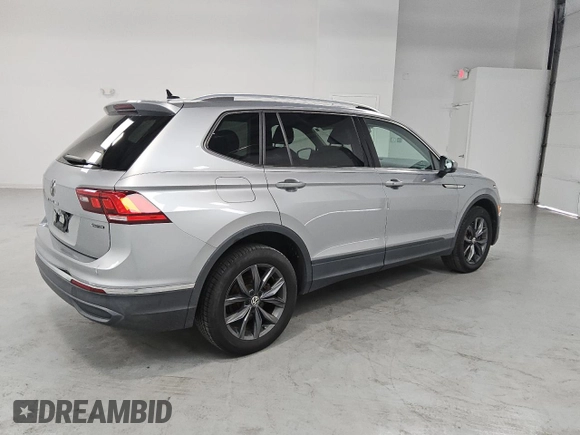 2022 Volkswagen Tiguan SE с VIN 3VV2B7AX0NM061085, выставлен на аукционе Copart как лот 59605465 с пробегом 56 735 миль миль и Чистый • Clean title. История ставок и продаж доступна на DreamBid. Изображение 3.
