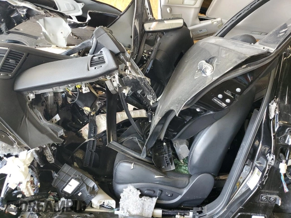 2014 Infiniti QX70 with VIN JN8CS1MW3EM413093, listed as a Copart auction lot 44106705 with 106,511 mi miles and Salvage title. Bid and sale history available at DreamBid. Image 7.
