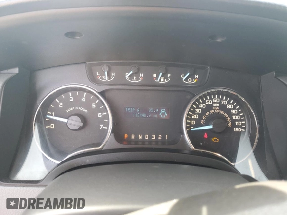 2011 Ford F-150 XL with VIN 1FTFX1EF3BFC18927, listed as a Copart auction lot 53183275 with 113,140 mi miles and Salvage Title. Bid and sale history available at DreamBid. Image 9.