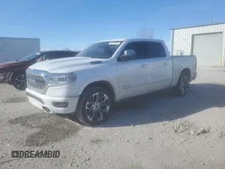 2019 Ram 1500 Limited z VIN 1C6SRFHT2KN640479, wystawiony jako Copart lot #42294395 z przebiegiem 92 614 mil mil oraz Szkoda całkowita • Salvage title. Historia ofert i sprzedaży dostępna na DreamBid. Obrazek 1.