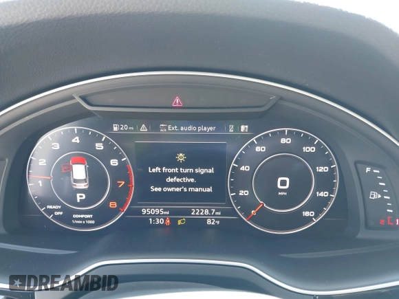 2018 Audi Q7 Premium Plus with VIN WA1LAAF70JD033878, listed as a IAAI auction lot 42203820 with 95,095 mi miles and . Bid and sale history available at DreamBid. Image 7.