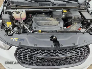 2023 Chrysler Pacifica Touring L z VIN 2C4RC1BG3PR512916, wystawiony jako Copart lot #61049575 z przebiegiem 38 642 mil mil oraz Szkoda całkowita • Salvage title. Historia ofert i sprzedaży dostępna na DreamBid. Obrazek 11.