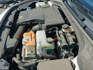 2020 Hyundai Ioniq SE z VIN KMHC65LD8LU198343, wystawiony jako IAAI lot #42313918 z przebiegiem 41 671 mil mil oraz . Historia ofert i sprzedaży dostępna na DreamBid. Obrazek 20.