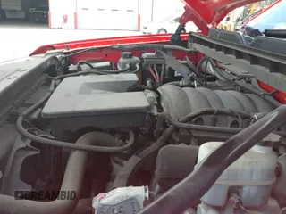 2017 Chevrolet Silverado 1500 Custom с VIN 1GCRCPEH6HZ288149, выставлен на аукционе IAAI как лот 42256698 с пробегом 126 365 миль миль и . История ставок и продаж доступна на DreamBid. Изображение 19.