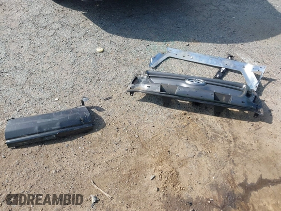 2010 Toyota Tacoma с VIN 5TETX4CNXAZ741605, выставлен на аукционе IAAI как лот 42163805 с пробегом 176 081 миль миль и . История ставок и продаж доступна на DreamBid. Изображение 12.