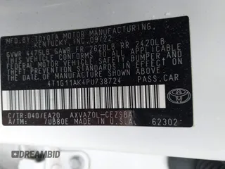 2023 Toyota Camry SE z VIN 4T1G11AK4PU738724, wystawiony jako IAAI lot #42123044 z przebiegiem 58 659 mil mil oraz . Historia ofert i sprzedaży dostępna na DreamBid. Obrazek 9.