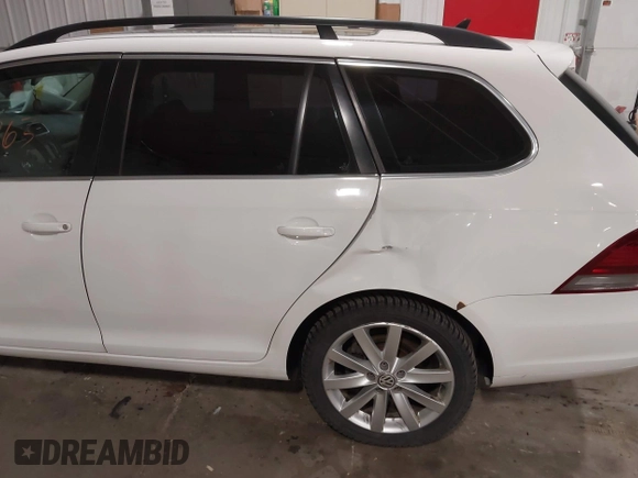 2011 Volkswagen Jetta TDI with VIN 3VWPL7AJ7BM715022, listed as a IAAI auction lot 41838963 with 162,630 mi miles and . Bid and sale history available at DreamBid. Image 6.