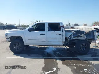 2011 Chevrolet Silverado 1500 LT with VIN 3GCPCSEA1BG296020, listed as a IAAI auction lot 41825565 with 225,006 mi miles and . Bid and sale history available at DreamBid. Image 15.