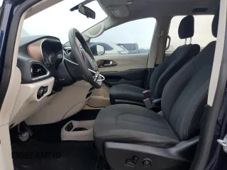 2018 Chrysler Pacifica Touring with VIN 2C4RC1DG4JR252255, listed as a Copart auction lot 51083805 with 119,563 mi miles and Clean title. Bid and sale history available at DreamBid. Image 7.