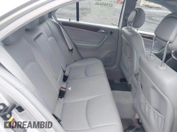 2003 Mercedes-Benz C 320 with VIN WDBRF64J83F345515, listed as a IAAI auction lot 42505646 with 186,819 mi miles and . Bid and sale history available at DreamBid. Image 8.