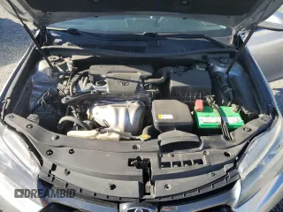 2015 Toyota Camry XLE z VIN 4T1BF1FKXFU100867, wystawiony jako Copart lot #58557775 z przebiegiem 343 934 mil mil oraz Szkoda całkowita • Salvage title. Historia ofert i sprzedaży dostępna na DreamBid. Obrazek 11.