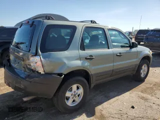 2007 Ford Escape XLS with VIN 1FMYU02Z97KB28492, listed as a Copart auction lot 58120214 with 131,889 mi miles and Salvage Title. Bid and sale history available at carsss.com. Image 3.