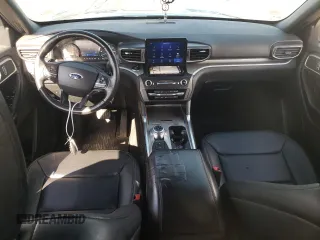 2020 Ford Explorer XLT z VIN 1FMSK8DH7LGB89920, wystawiony jako Copart lot #50982005 z przebiegiem 168 678 mil mil oraz Szkoda całkowita • Salvage title. Historia ofert i sprzedaży dostępna na DreamBid. Obrazek 8.