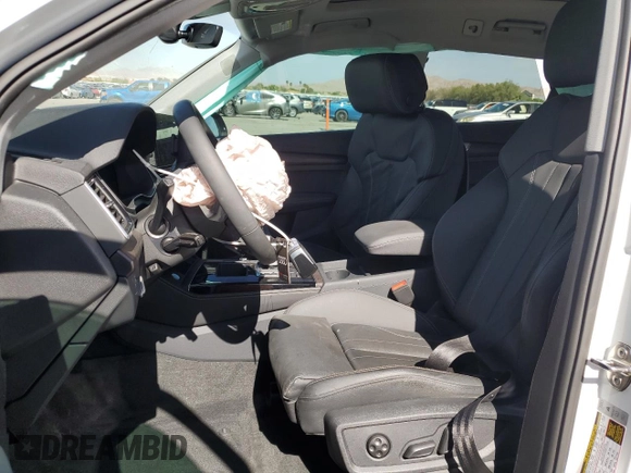 2024 Audi Q5 S line Premium Plus with VIN WA1E2AFY7R2069394, listed as a Copart auction lot 58247535 with 25,433 mi miles and Salvage title. Bid and sale history available at DreamBid. Image 7.