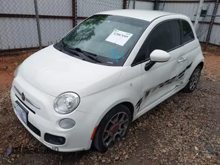 2013 FIAT 500 Sport z VIN 3C3CFFBR2DT615527, wystawiony jako IAAI lot #42087049 z przebiegiem 94 577 mil mil oraz . Historia ofert i sprzedaży dostępna na DreamBid. Obrazek 2.