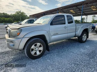 2010 Toyota Tacoma PreRunner z VIN 5TETU4GN7AZ686792, wystawiony jako Copart lot #64354255 z przebiegiem 141 951 mil mil oraz Szkoda całkowita • Salvage title. Historia ofert i sprzedaży dostępna na DreamBid. Obrazek 1.