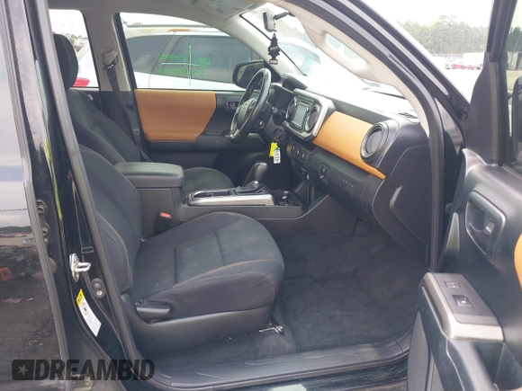 2016 Toyota Tacoma SR5 z VIN 5TFAZ5CN6GX012718, wystawiony jako IAAI lot #42408153 z przebiegiem 136 571 mil mil oraz . Historia ofert i sprzedaży dostępna na DreamBid. Obrazek 5.