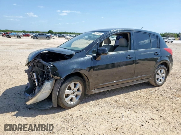 2009 Nissan Versa SL with VIN 3N1BC13E69L383863, listed as a Copart auction lot 59166235 with 138,630 mi miles and Salvage title. Bid and sale history available at DreamBid. Image 1.