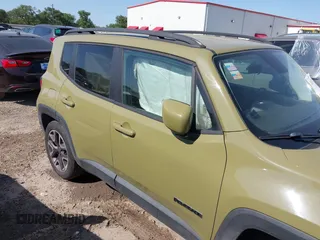 2015 Jeep Renegade Latitude with VIN ZACCJABT2FPB28170, listed as a IAAI auction lot 42003792 with 119,433 mi miles and . Bid and sale history available at DreamBid. Image 13.