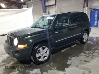 2010 Jeep Patriot Latitude z VIN 1J4NT1GAXAD625804, wystawiony jako Copart lot #89325875 z przebiegiem 66 202 mil mil oraz Szkoda całkowita • Salvage title. Historia ofert i sprzedaży dostępna na DreamBid. Obrazek 1.