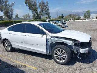 2019 Ford Fusion SE with VIN 3FA6P0HD3KR201350, listed as a IAAI auction lot 41988519 with 46,105 mi miles and . Bid and sale history available at carsss.com. Image 14.