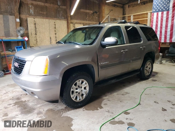 2007 GMC Yukon SLT with VIN 1GKFK13007R374138, listed as a Copart auction lot 53210325 with 230,378 mi miles and Clean Title. Bid and sale history available at carsss.com. Image 1.