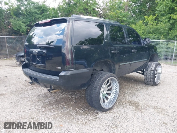 2007 Chevrolet Tahoe LT z VIN 1GNFK13067R331734, wystawiony jako IAAI lot #42372797 z przebiegiem 173 150 mil mil oraz . Historia ofert i sprzedaży dostępna na DreamBid. Obrazek 4.