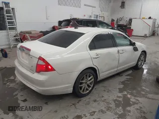 2011 Ford Fusion SEL with VIN 3FAHP0JG5BR238879, listed as a IAAI auction lot 41600049 with 221,399 mi miles. Bid and sale history available at carsss.com. Image 4.