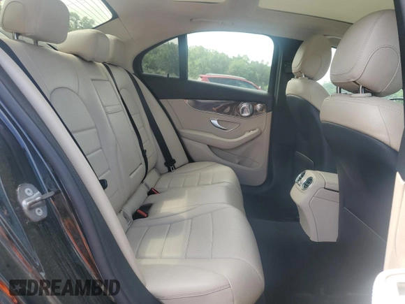 2019 Mercedes-Benz C 300 with VIN 55SWF8EB2KU303821, listed as a Copart auction lot 63226775 with 74,256 mi miles and Clean title. Bid and sale history available at DreamBid. Image 10.