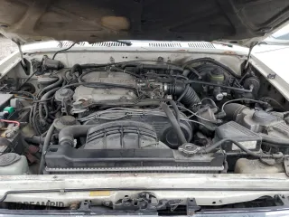 1992 Toyota 4Runner SR5 with VIN JT3VN39W9N8037898, listed as a Copart auction lot 87326984 with 191,803 mi miles and Clean Title. Bid and sale history available at carsss.com. Image 11.