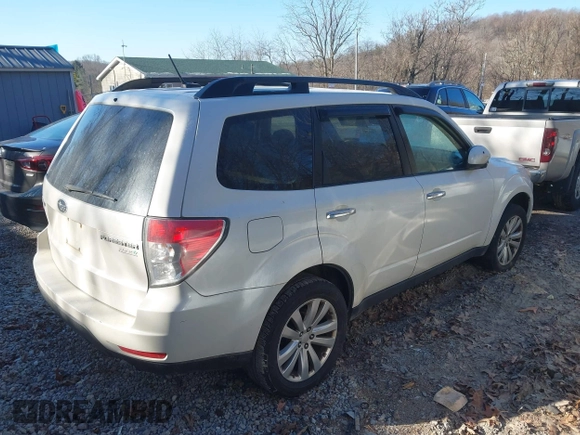 2013 Subaru Forester X Limited с VIN JF2SHAEC2DH440885, выставлен на аукционе IAAI как лот 41714137 с пробегом 208 045 миль миль и . История ставок и продаж доступна на DreamBid. Изображение 4.