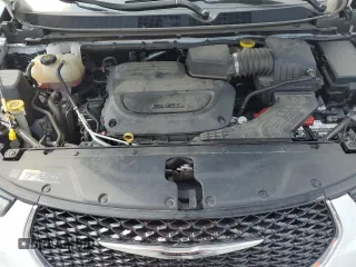 2021 Chrysler Pacifica Touring L with VIN 2C4RC3BG6MR511380, listed as a Copart auction lot 54237075 with 92,172 mi miles and Salvage title. Bid and sale history available at DreamBid. Image 12.