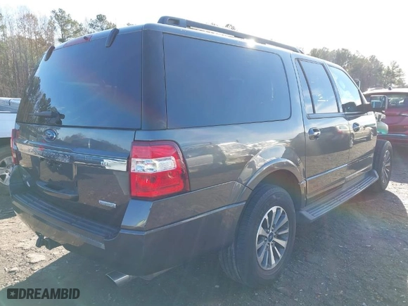 2017 Ford Expedition EL XLT with VIN 1FMJK1HT5HEA02260, listed as a IAAI auction lot 41215077 with 180,000 mi miles. Bid and sale history available at carsss.com. Image 4.